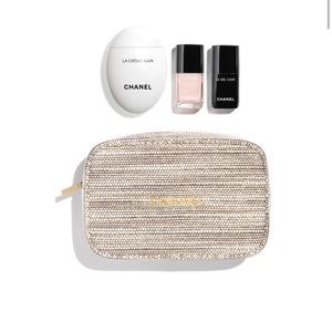 Brand NEW Chanel Holiday Stay Polished Manicure Set 🥳